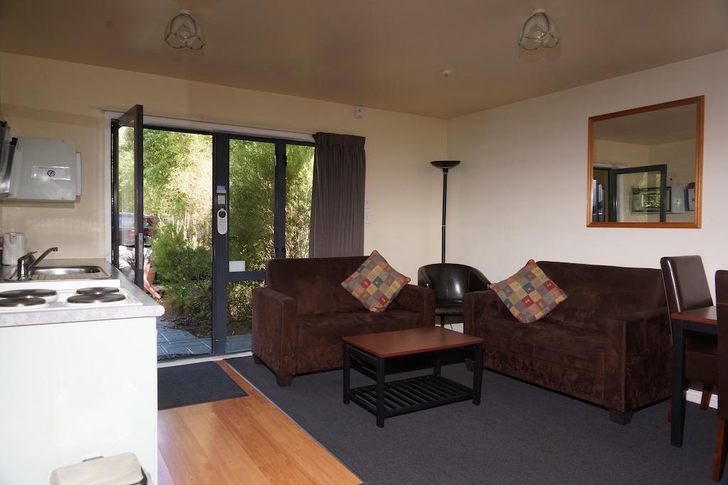 Sherborne Motor Lodge Christchurch Exterior photo