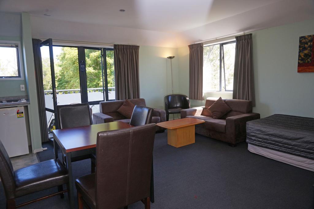 Sherborne Motor Lodge Christchurch Exterior photo